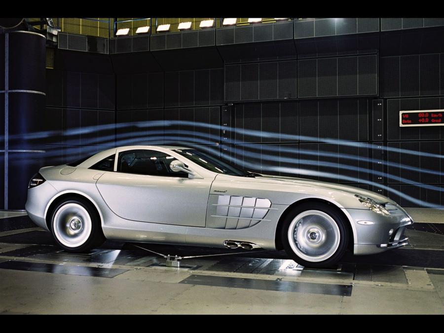 Mercedes-Benz SLR McLaren 2004 года  (фото 20 из 175)
